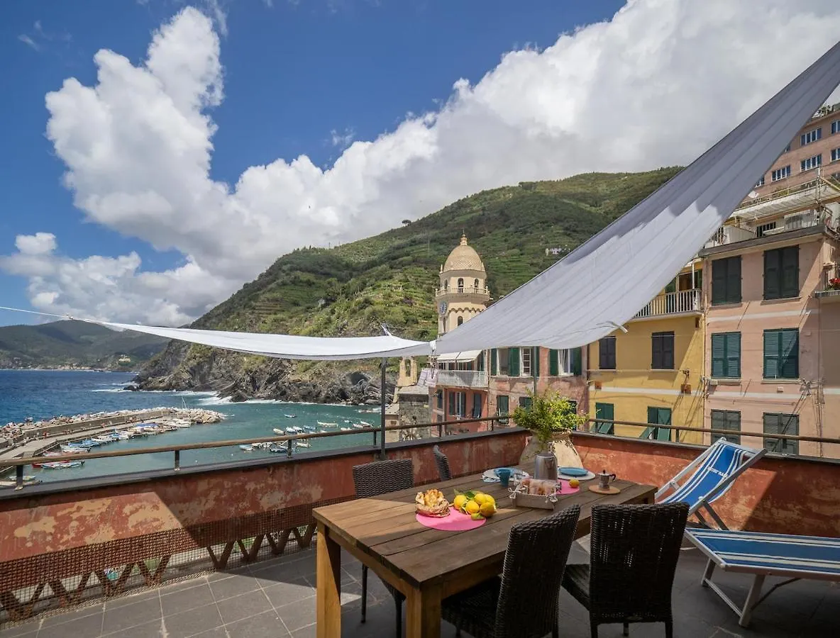 La Casa Di Eroico Vino Aparthotel Vernazza Italy
