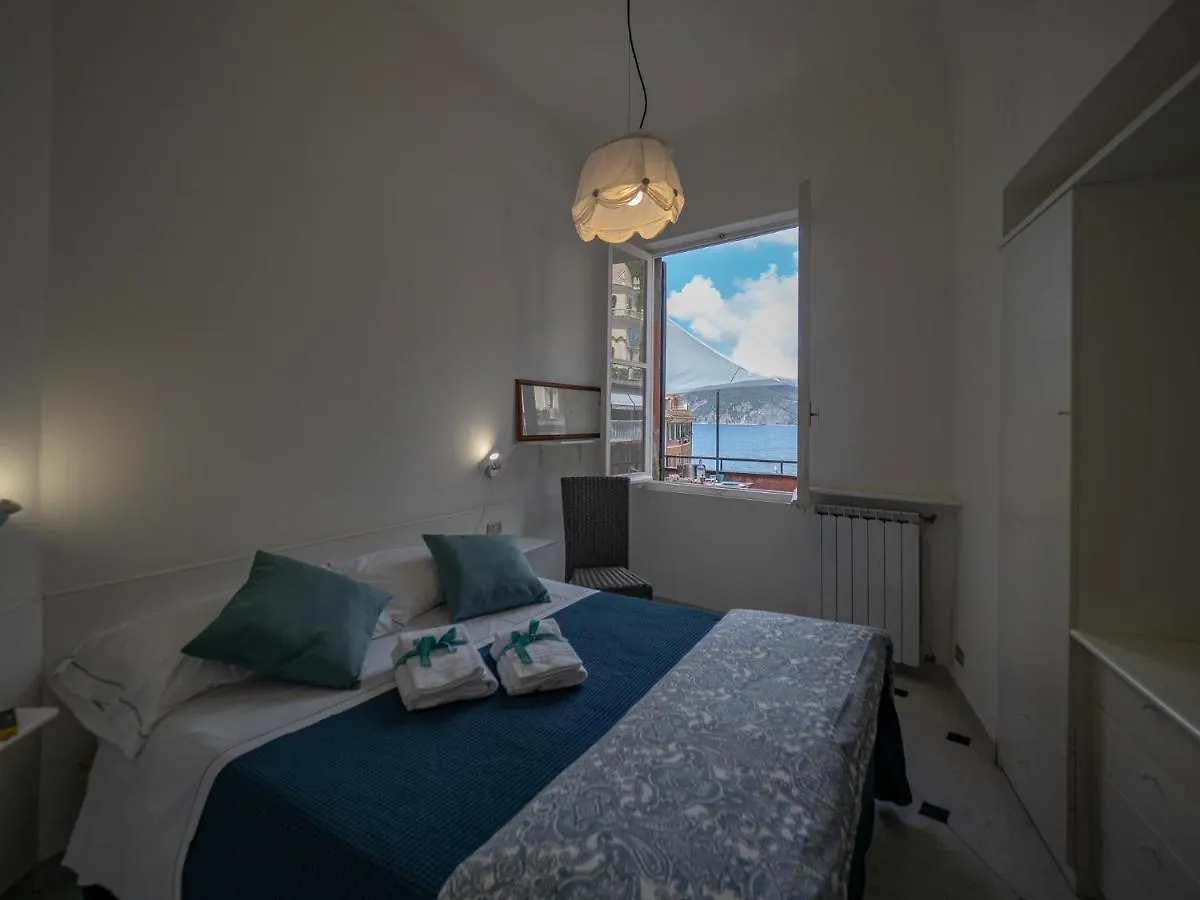 La Casa Di Eroico Vino Aparthotel Vernazza